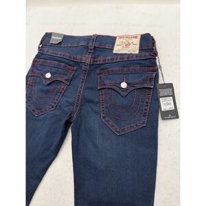 True Religion Jeans GENO Big T Flap Relaxed Slim Mens 32x31 Red Stitch NEW $204